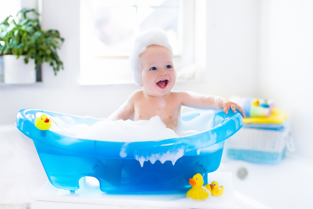 Best Baby Bath Tubs [2024 Insider's Guide]