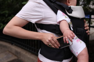 Nuna CUDL baby carrier