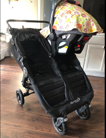 city mini double with car seat